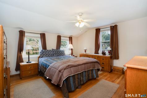17 Nutmeg Avenue Enfield CT 06082