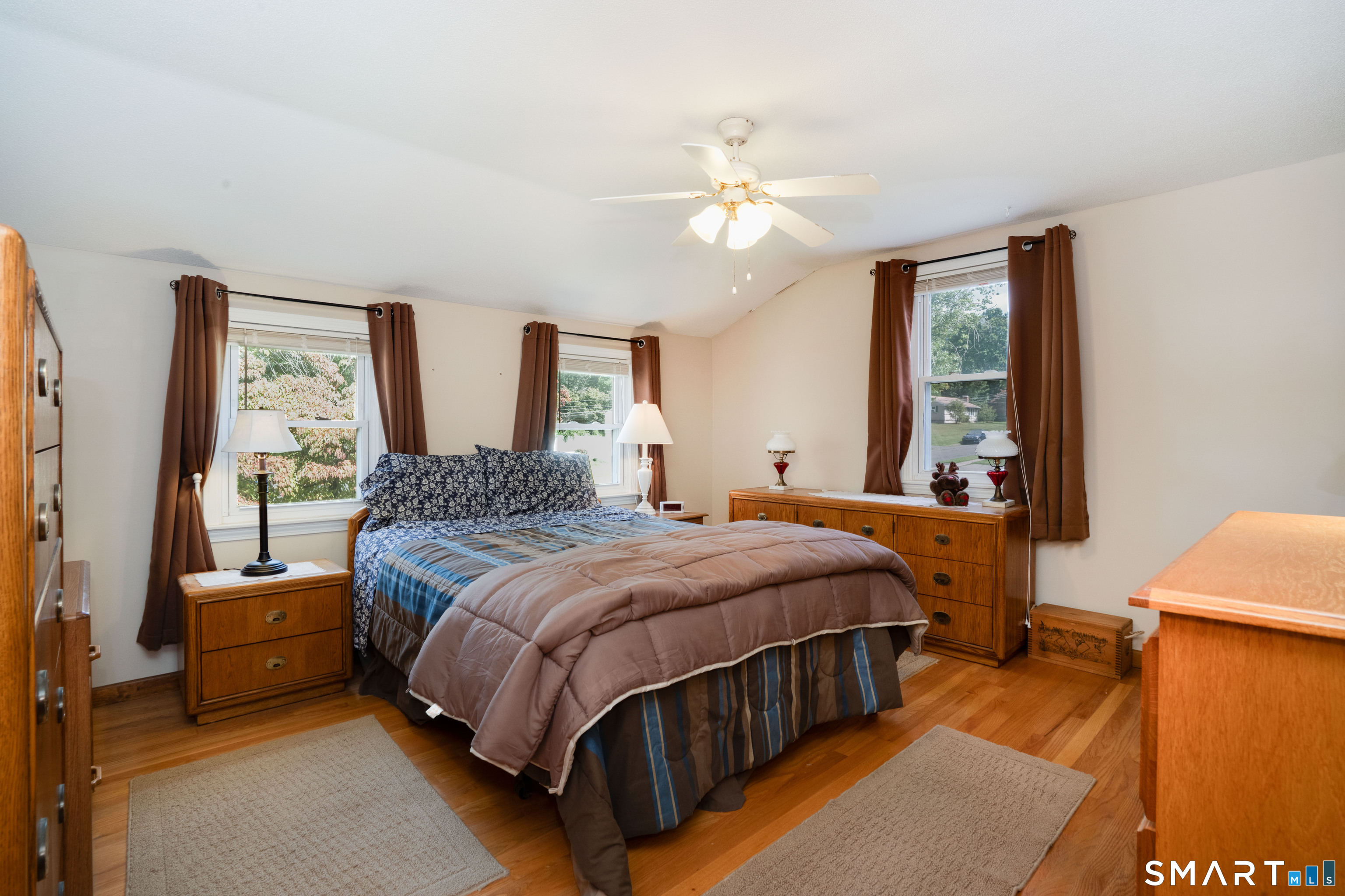 17 Nutmeg Avenue Enfield CT 06082