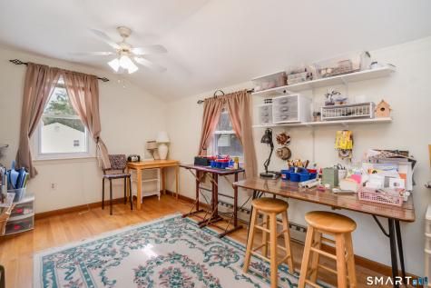 17 Nutmeg Avenue Enfield CT 06082