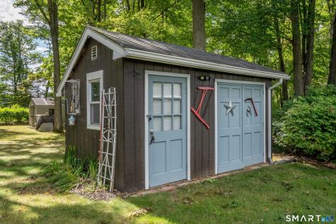17 Nutmeg Avenue Enfield CT 06082