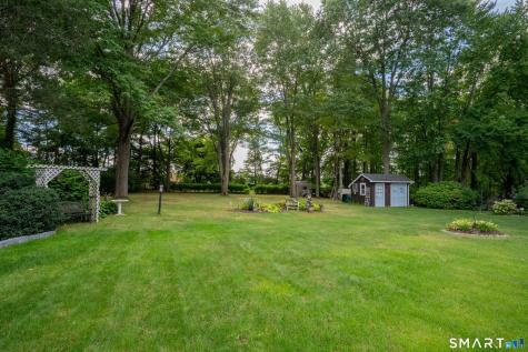 17 Nutmeg Avenue Enfield CT 06082