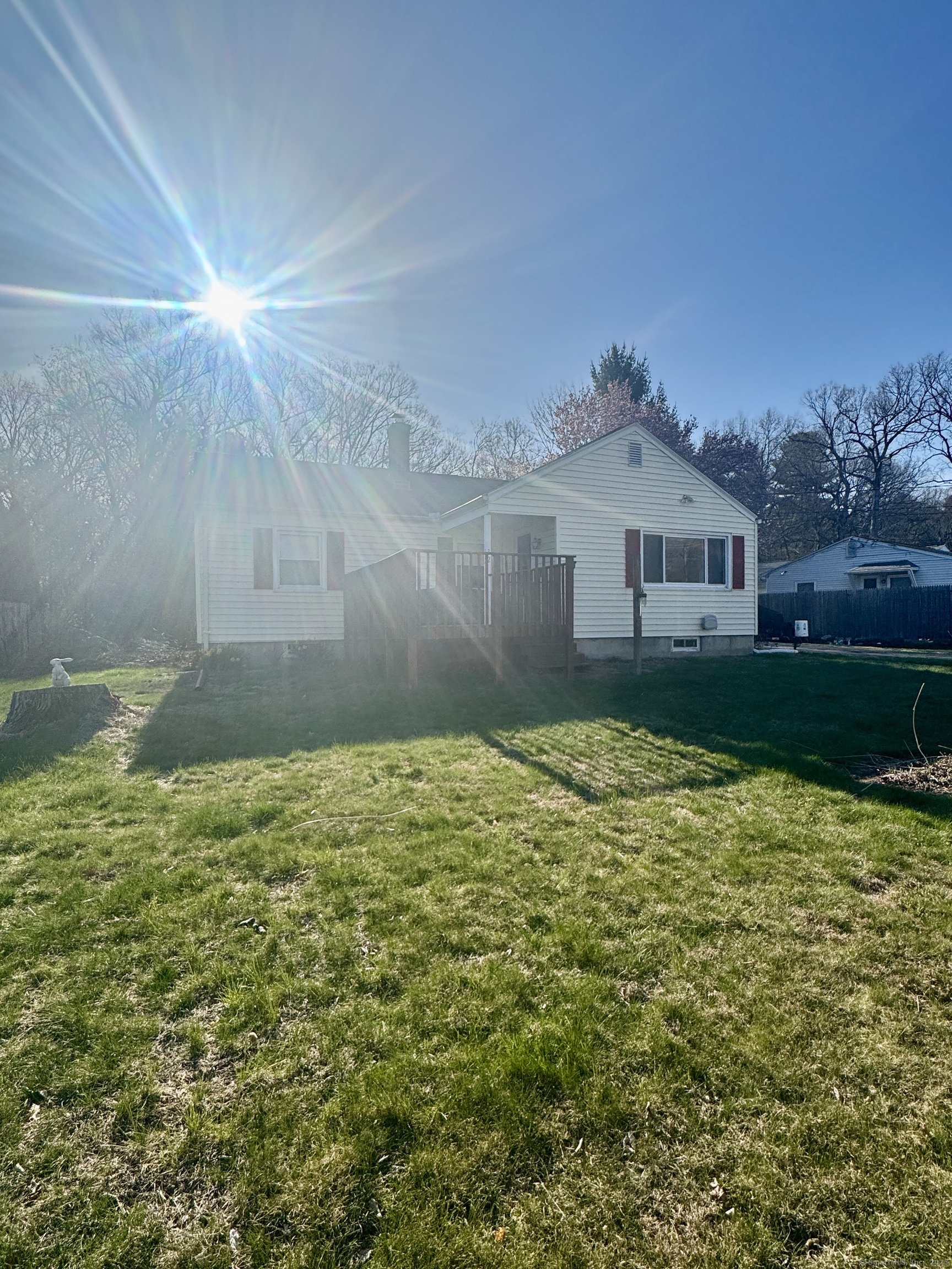 32 Winding Lane Enfield CT 06082