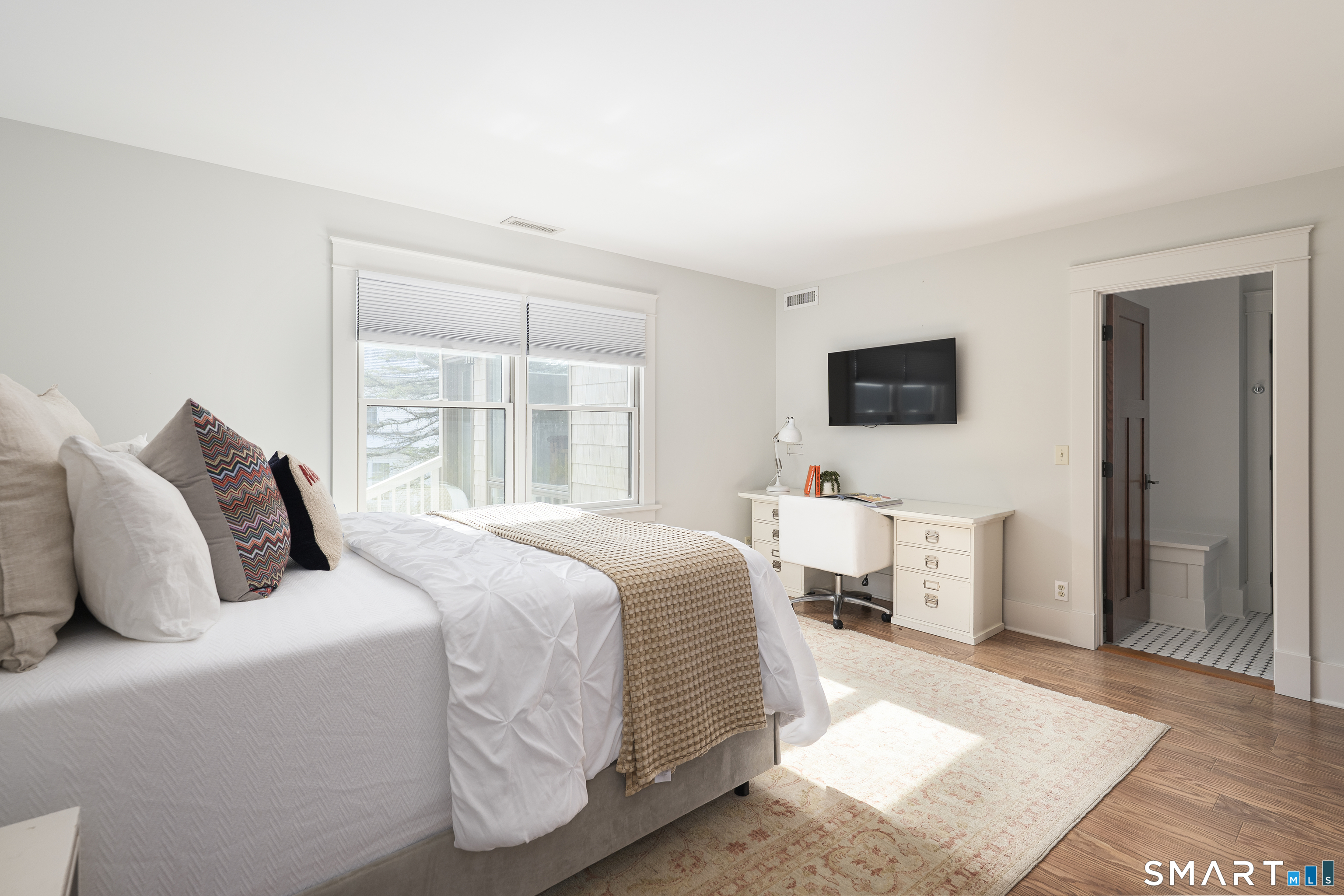 107 Parade Hill Road New Canaan CT 06840