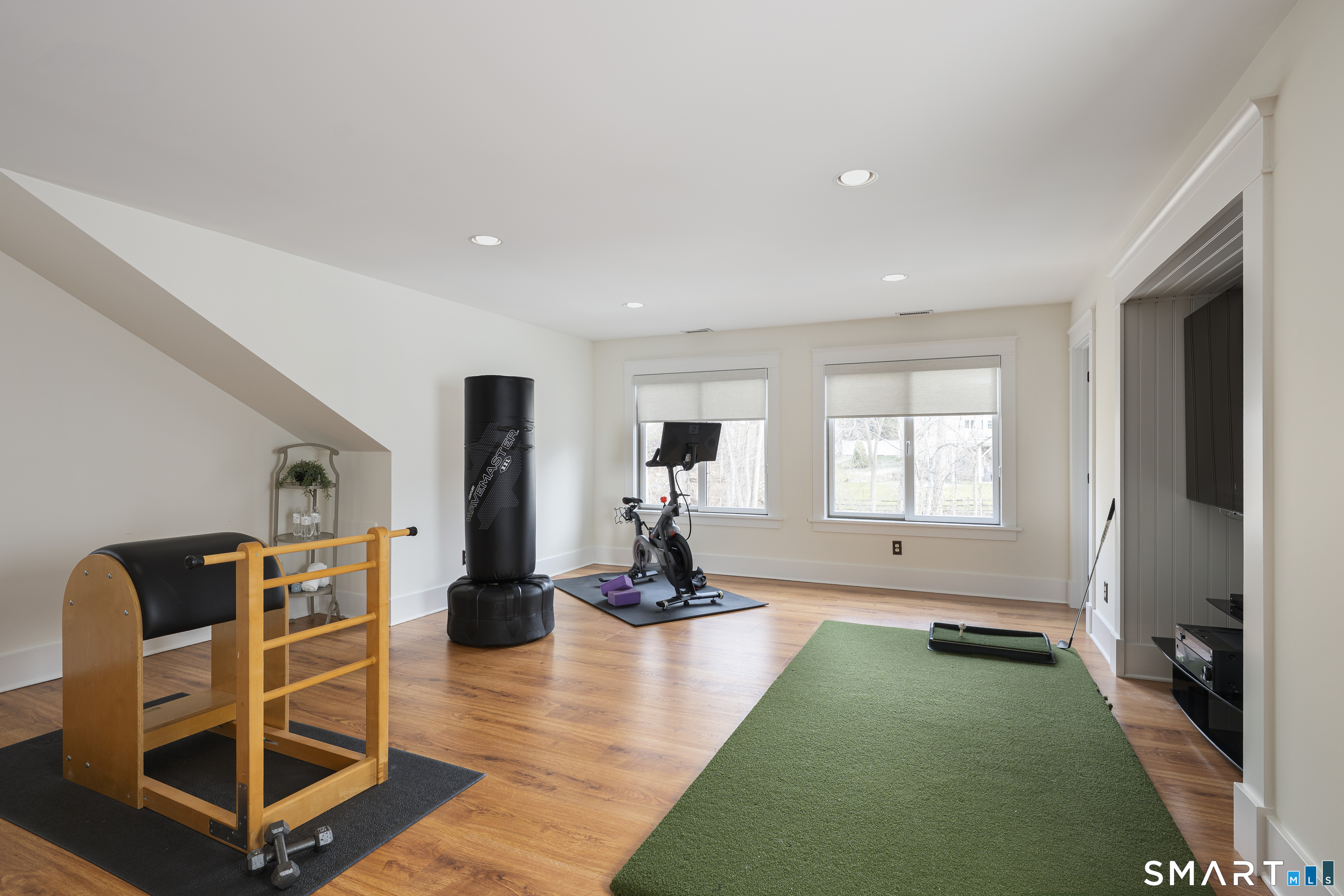 107 Parade Hill Road New Canaan CT 06840