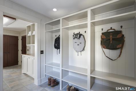 107 Parade Hill Road New Canaan CT 06840