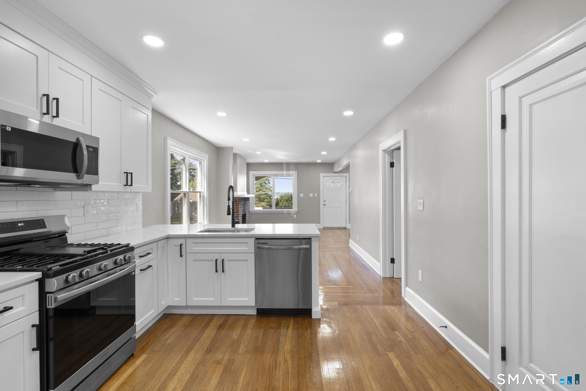 1025 Townsend Avenue New Haven CT 06512