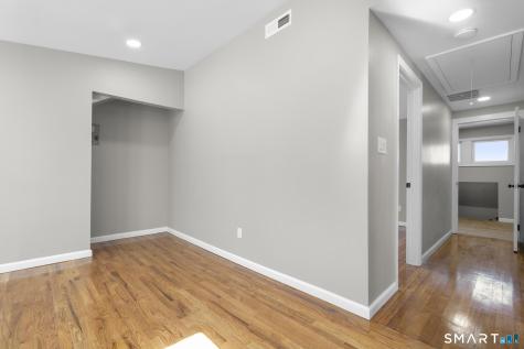 1025 Townsend Avenue New Haven CT 06512