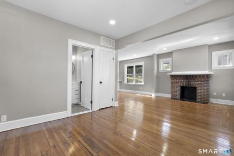 1025 Townsend Avenue New Haven CT 06512