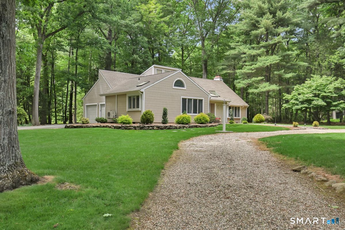 2 Cricket Lane Simsbury CT 06070