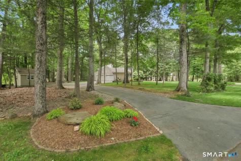 2 Cricket Lane Simsbury CT 06070