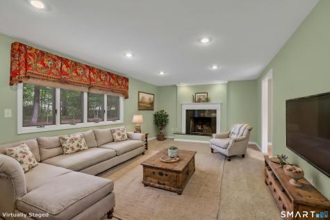 2 Cricket Lane Simsbury CT 06070