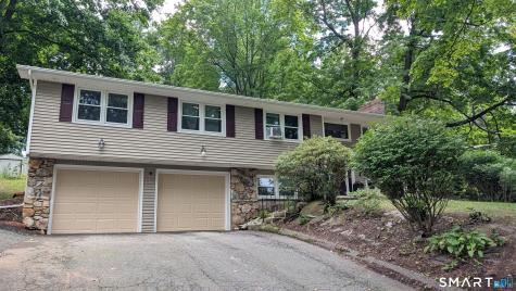 746 Avery Street South Windsor CT 06074