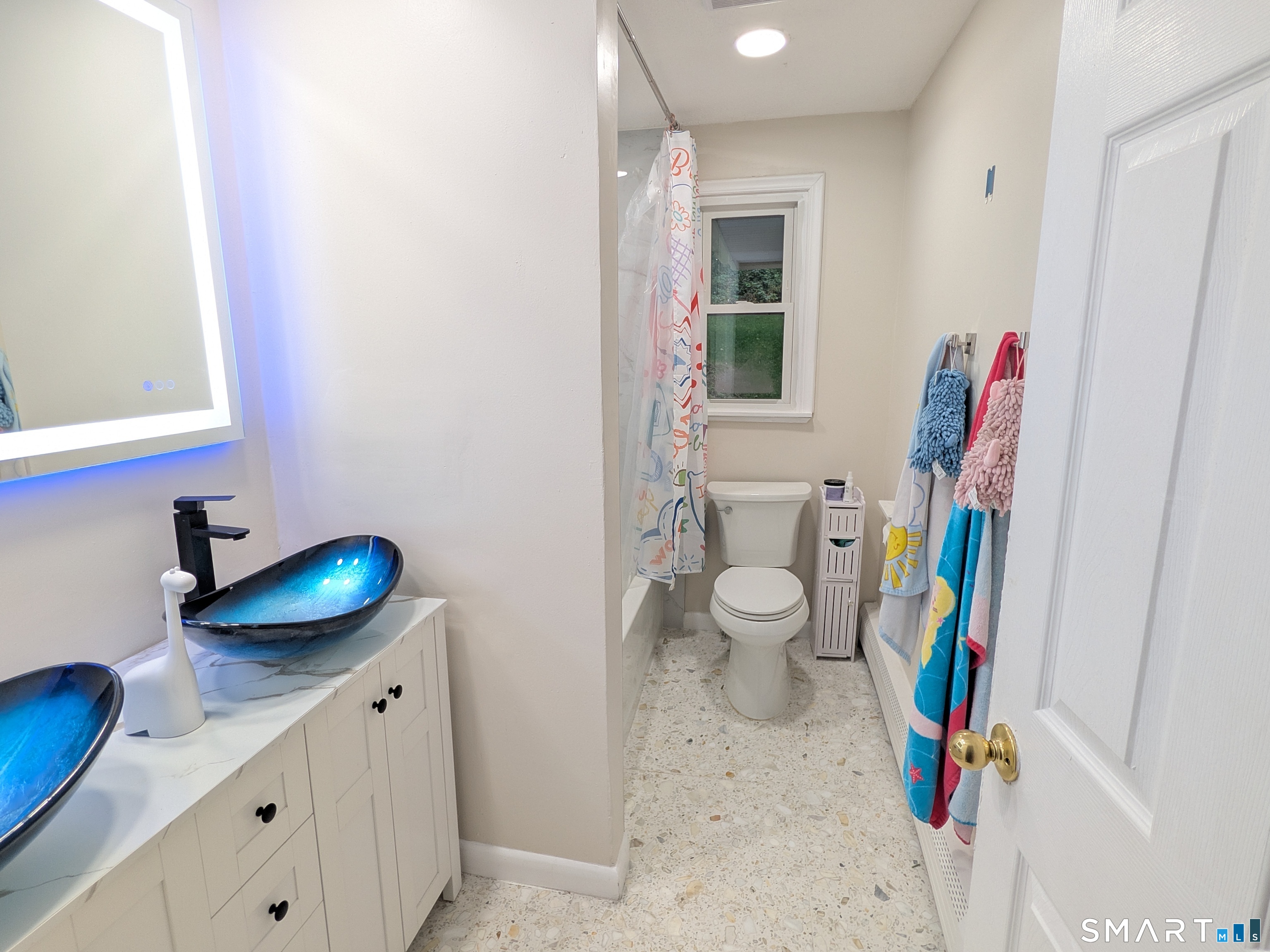 746 Avery Street South Windsor CT 06074