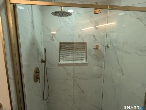 746 Avery Street South Windsor CT 06074