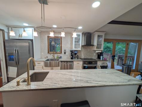 746 Avery Street South Windsor CT 06074