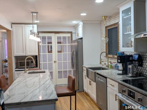 746 Avery Street South Windsor CT 06074