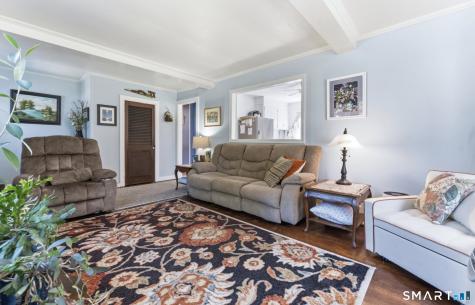 5 Blackwell Road Old Lyme CT 06371