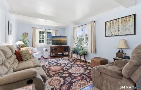 5 Blackwell Road Old Lyme CT 06371