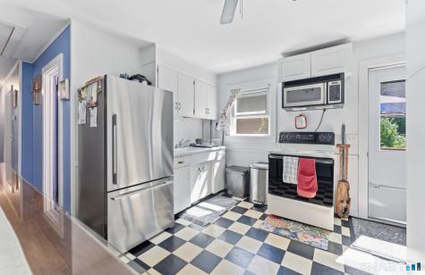 5 Blackwell Road Old Lyme CT 06371