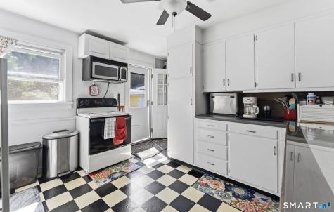 5 Blackwell Road Old Lyme CT 06371