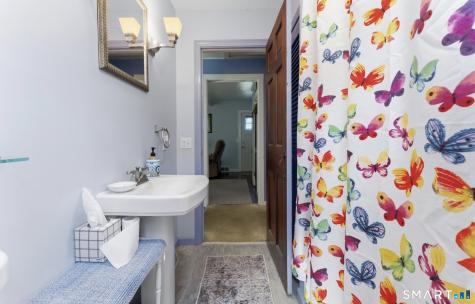 5 Blackwell Road Old Lyme CT 06371