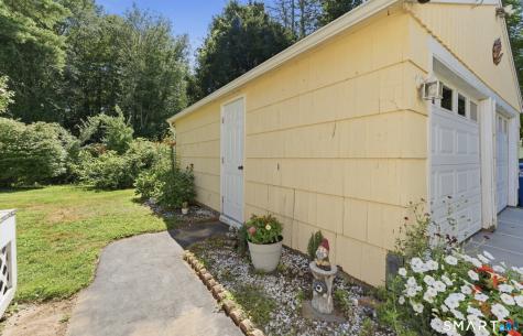 5 Blackwell Road Old Lyme CT 06371