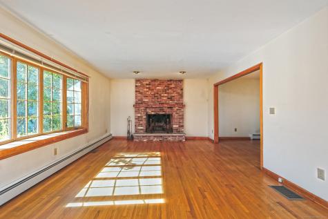 1350 Mount Carmel Avenue Hamden CT 06518