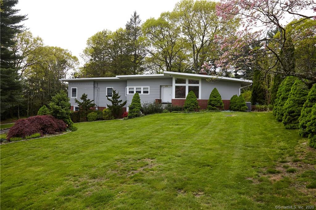 468 Valley Road Fairfield CT 06825