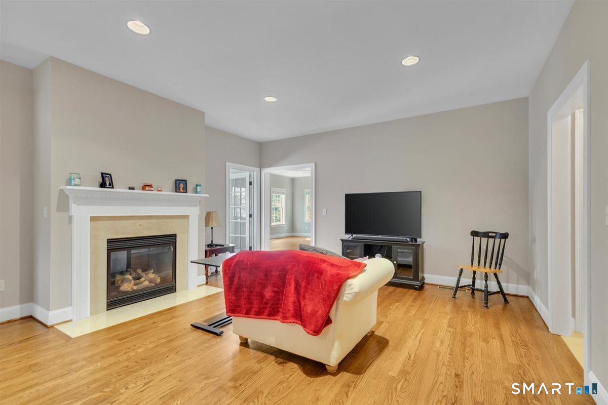 2 Chapman Chase Windsor Locks CT 06096