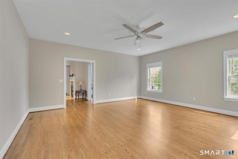 2 Chapman Chase Windsor Locks CT 06096