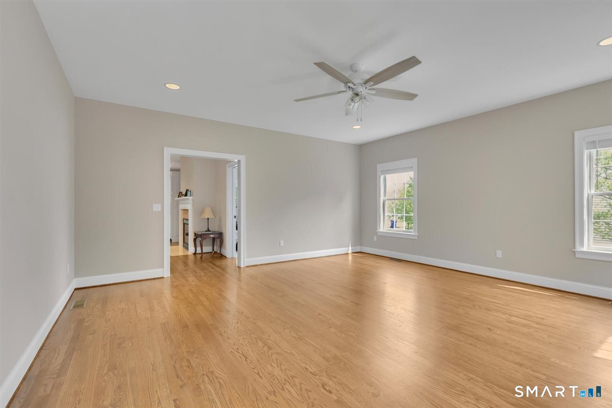 2 Chapman Chase Windsor Locks CT 06096
