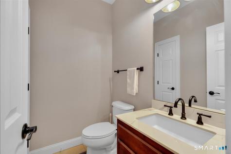 2 Chapman Chase Windsor Locks CT 06096