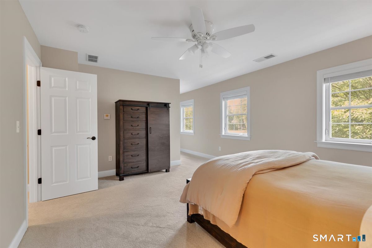 2 Chapman Chase Windsor Locks CT 06096