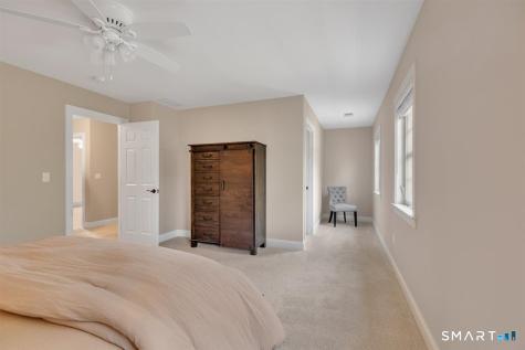 2 Chapman Chase Windsor Locks CT 06096