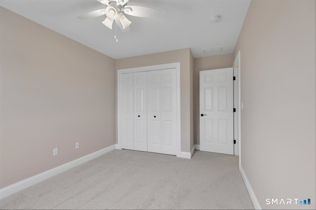 2 Chapman Chase Windsor Locks CT 06096