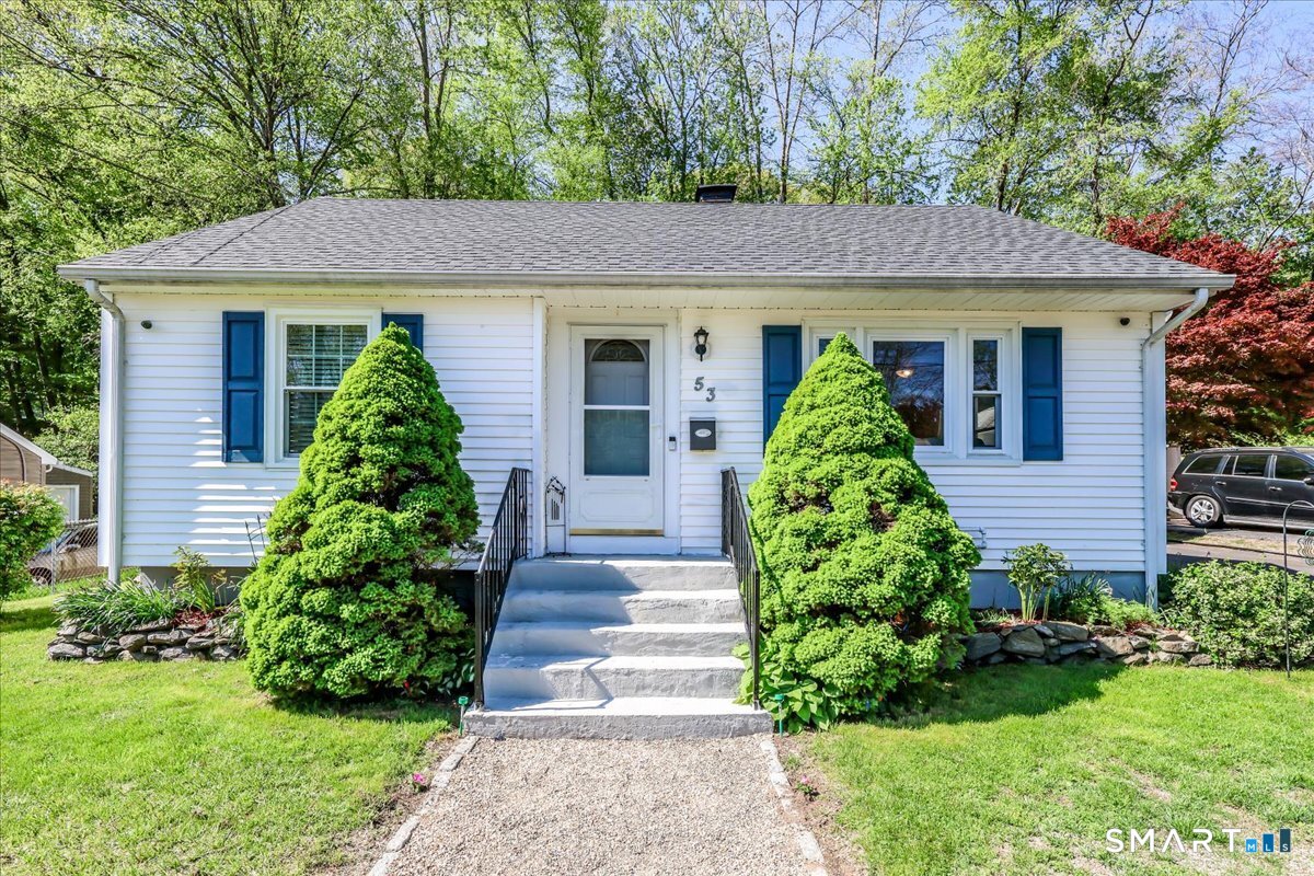 53 Webb Terrace Ansonia CT 06401