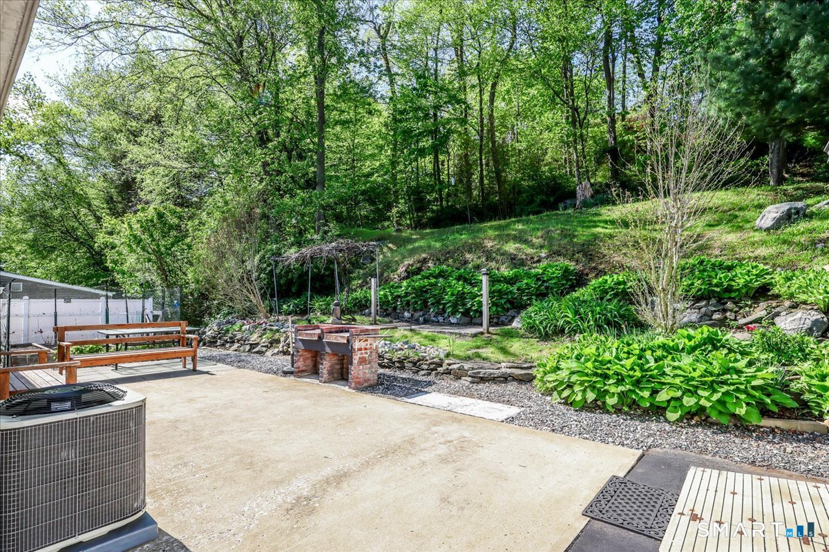 53 Webb Terrace Ansonia CT 06401