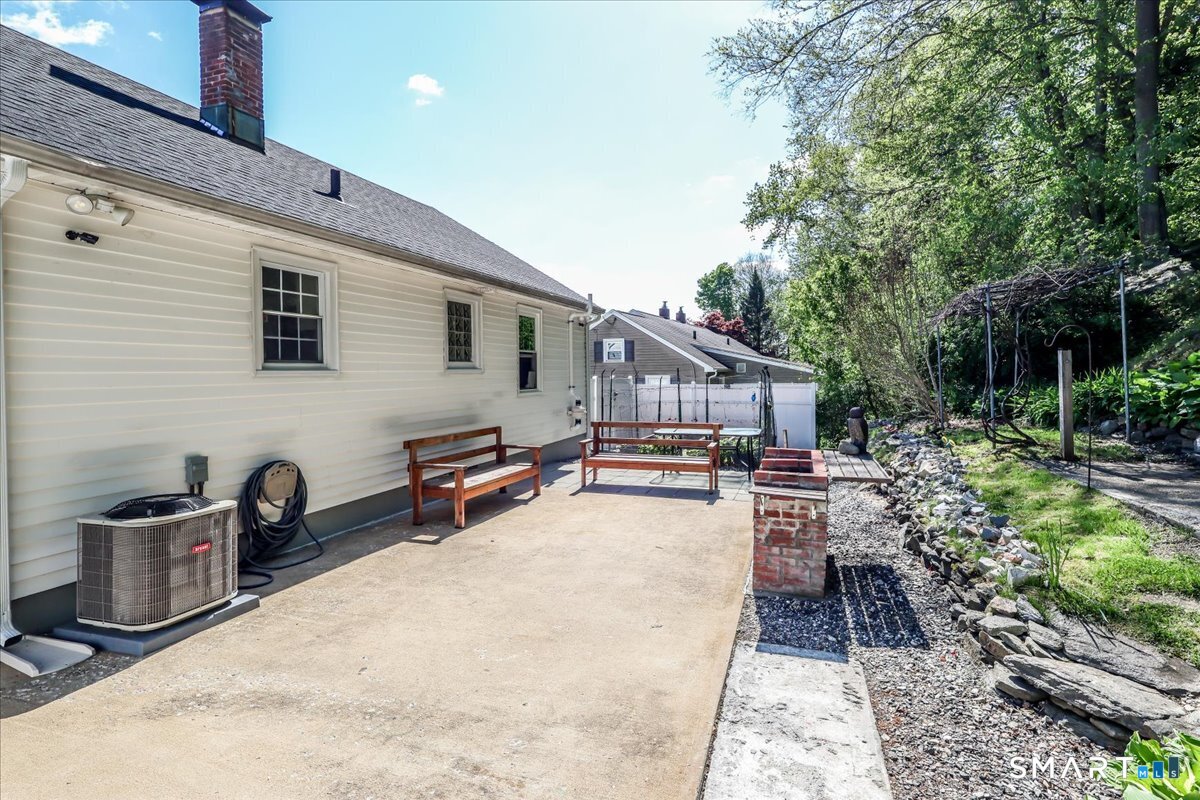 53 Webb Terrace Ansonia CT 06401