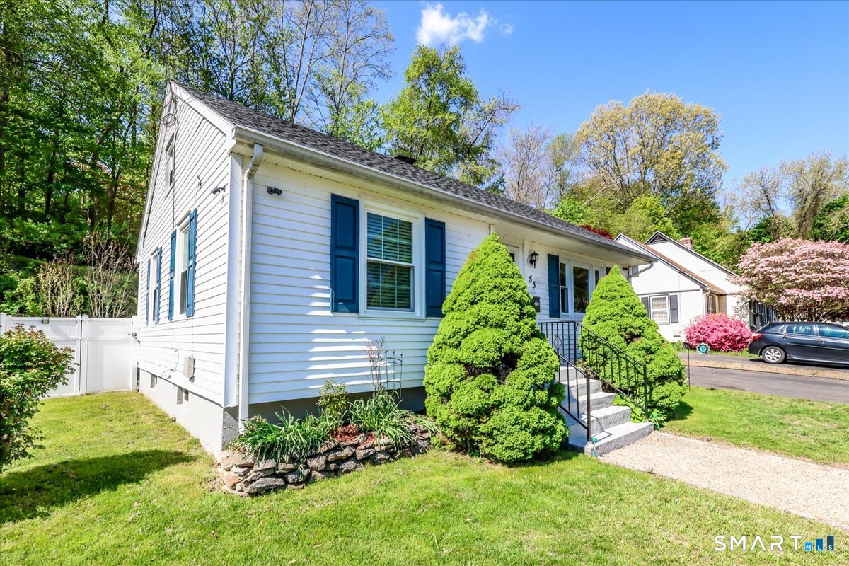 53 Webb Terrace Ansonia CT 06401