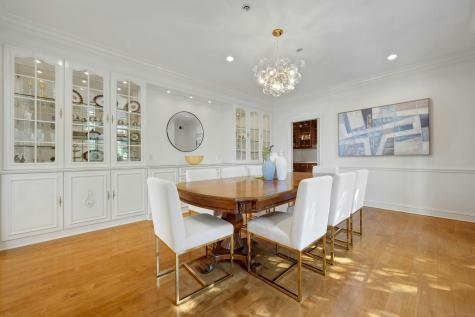 39 Running Brook Lane New Canaan CT 06840