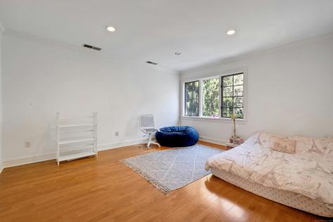 39 Running Brook Lane New Canaan CT 06840