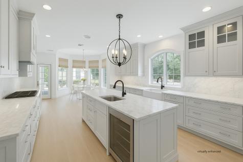 39 Running Brook Lane New Canaan CT 06840