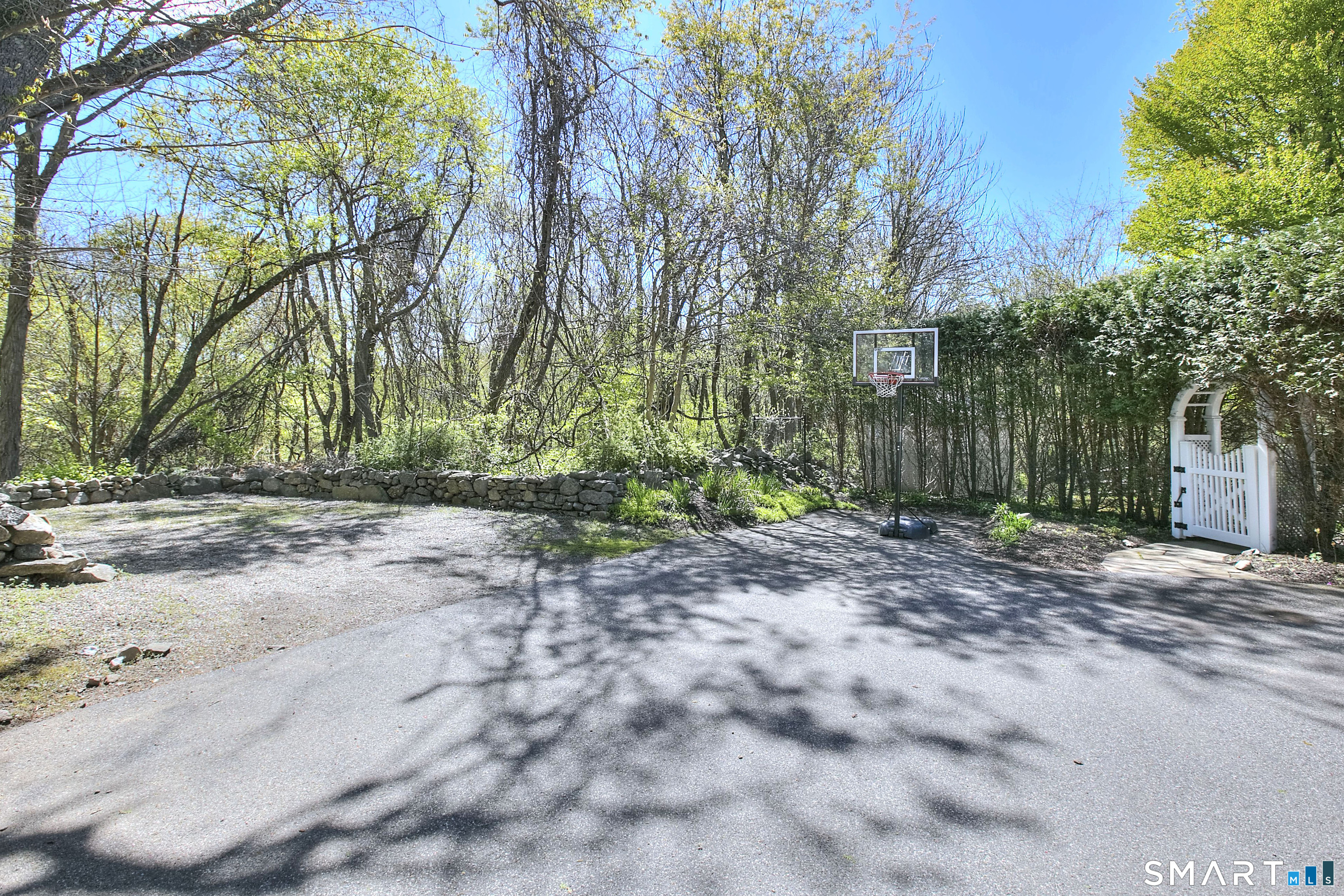 49 Hundred Acres Road Newtown CT 06470
