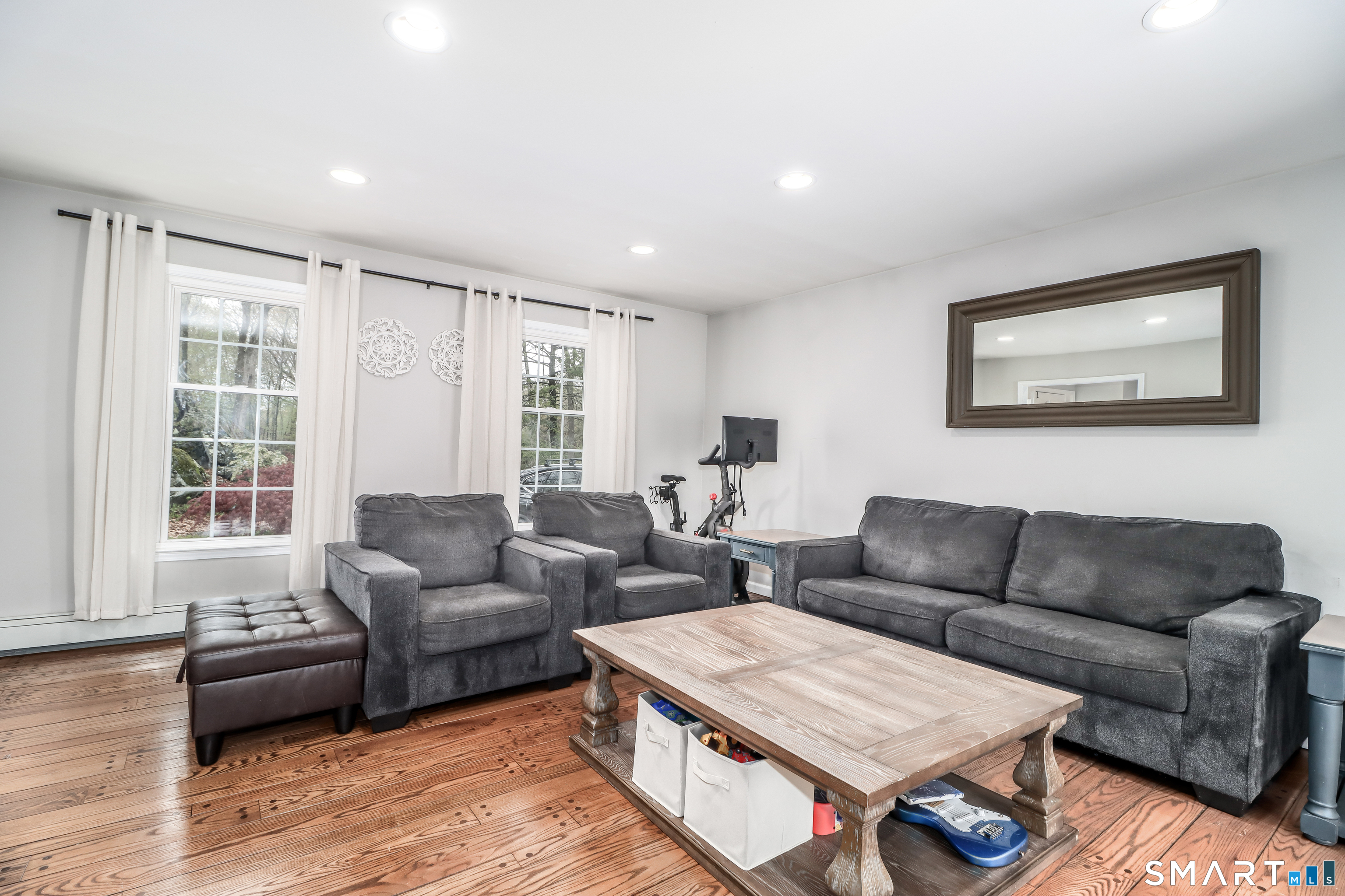 20 Puritan Valley Road Brookfield CT 06804