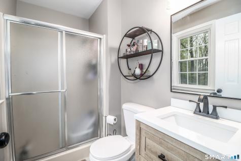20 Puritan Valley Road Brookfield CT 06804