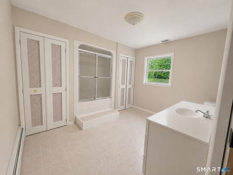 19 Hillside Circle Brookfield CT 06804