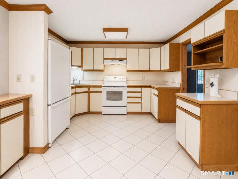 19 Hillside Circle Brookfield CT 06804