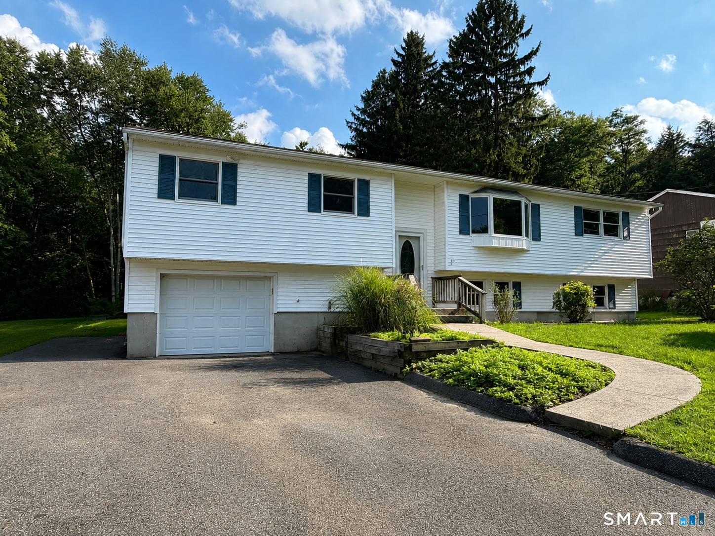19 Hillside Circle Brookfield CT 06804