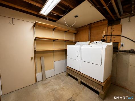 19 Hillside Circle Brookfield CT 06804