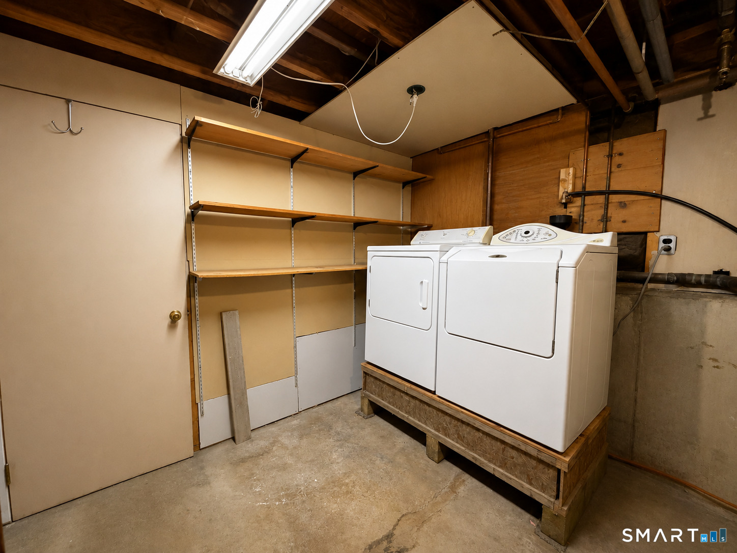 19 Hillside Circle Brookfield CT 06804